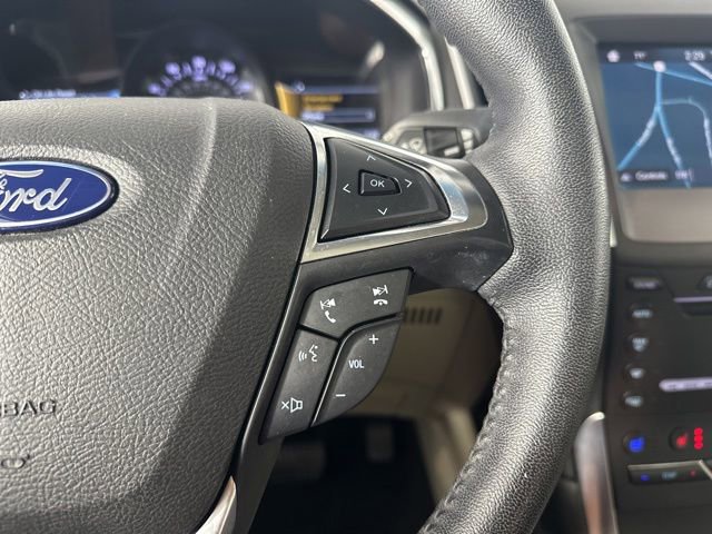 Used 2019 Ford Edge Titanium w/ Equipment Group 301A FWD image 16
