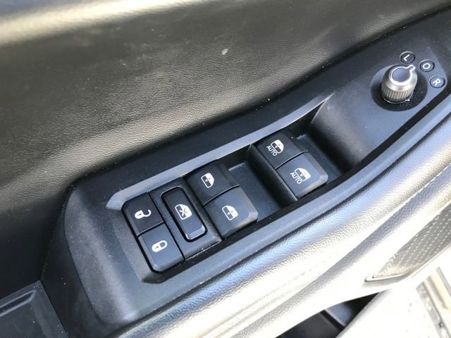 Used 2023 Jeep Grand Cherokee Altitude AWD/4WD image 16