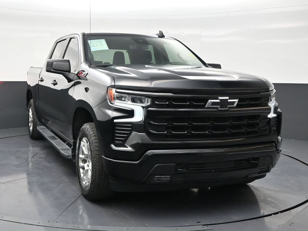 Used 2024 Chevrolet Silverado 1500 RST w/ Z71 Off-Road Package image 7