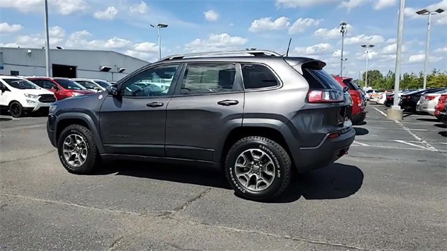 Used 2020 Jeep Cherokee Trailhawk w/ Cold Weather Group image 6