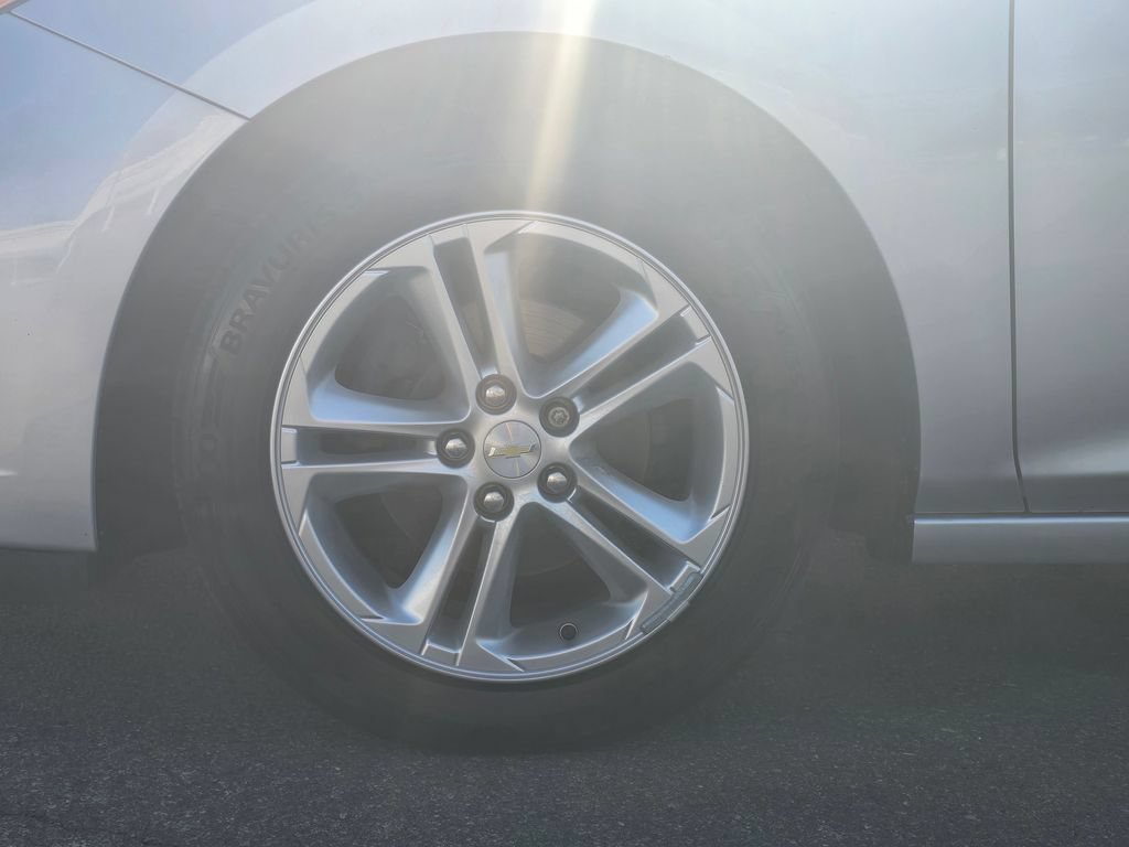 Used 2018 Chevrolet Cruze LT FWD image 8