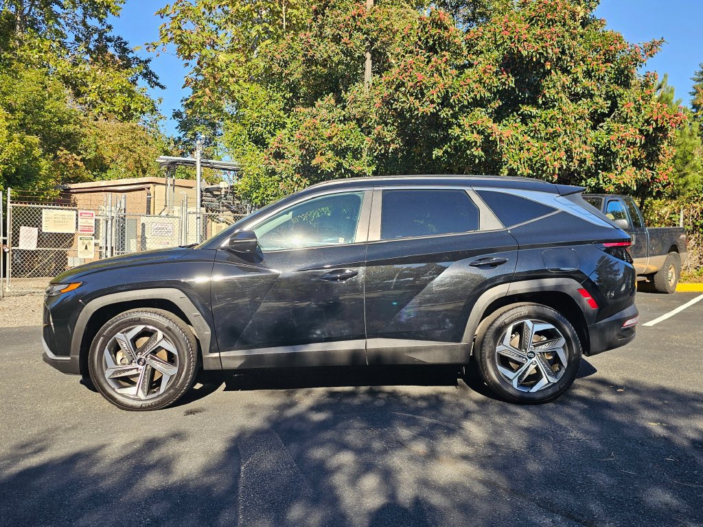 Used 2023 Hyundai Tucson SEL w/ Convenience Package AWD/4WD image 4