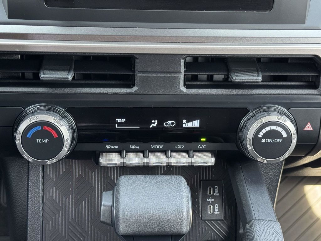 Certified 2025 Toyota 4Runner SR5 AWD/4WD image 5