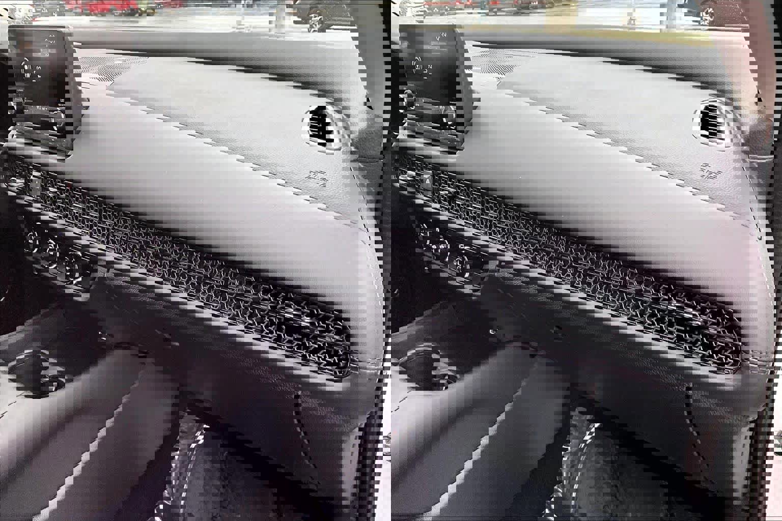 Used 2025 Honda HR-V LX image 18