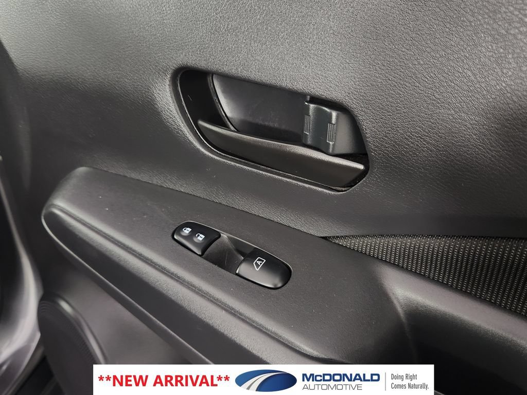 Used 2022 Nissan Kicks S FWD image 13