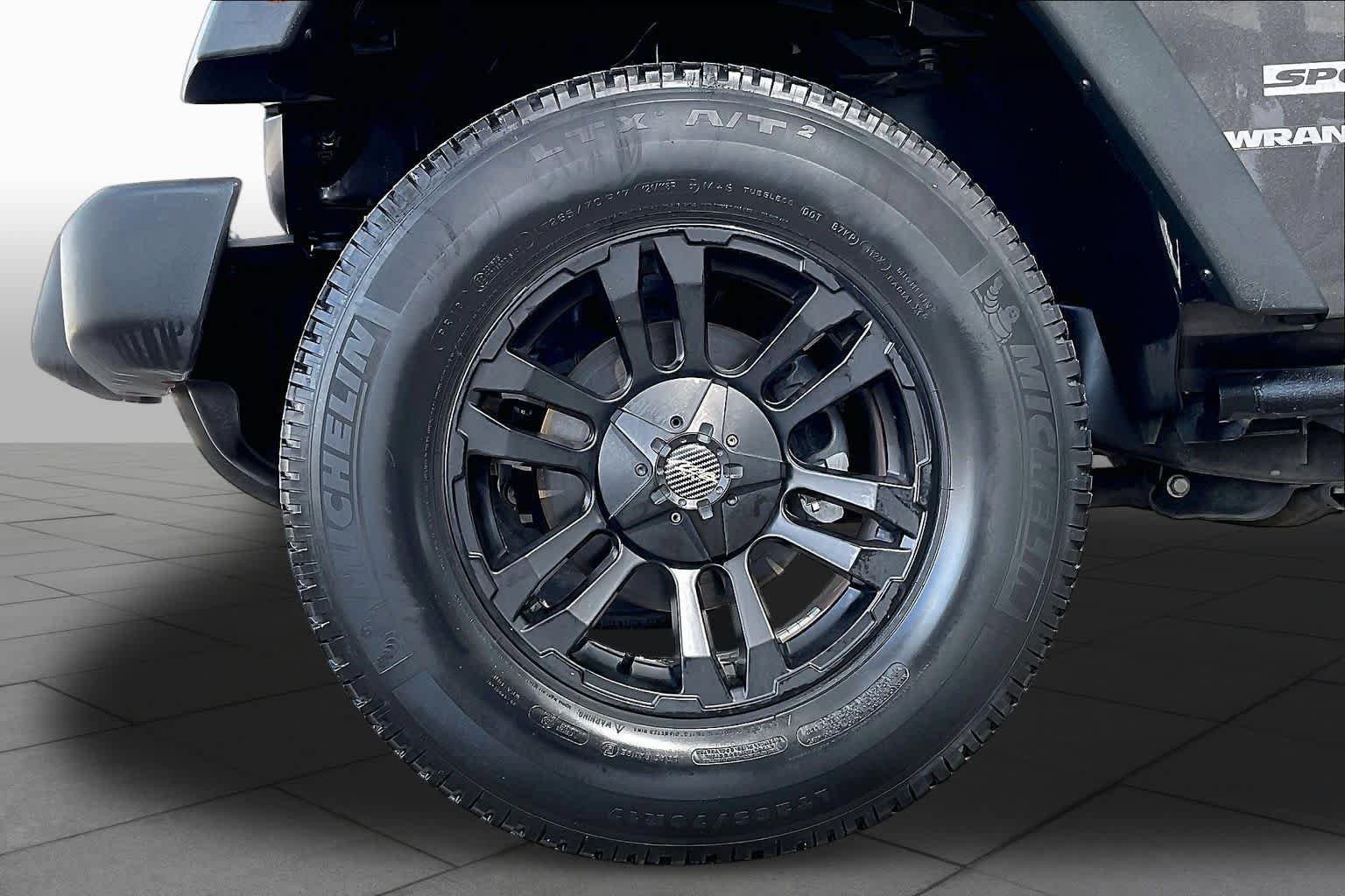 Used 2014 Jeep Wrangler Sport AWD/4WD image 11