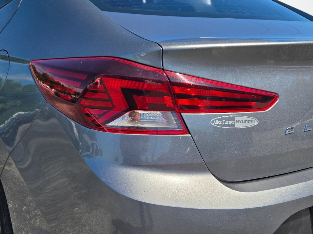 Used 2019 Hyundai Elantra SEL w/ Cargo Package FWD image 6