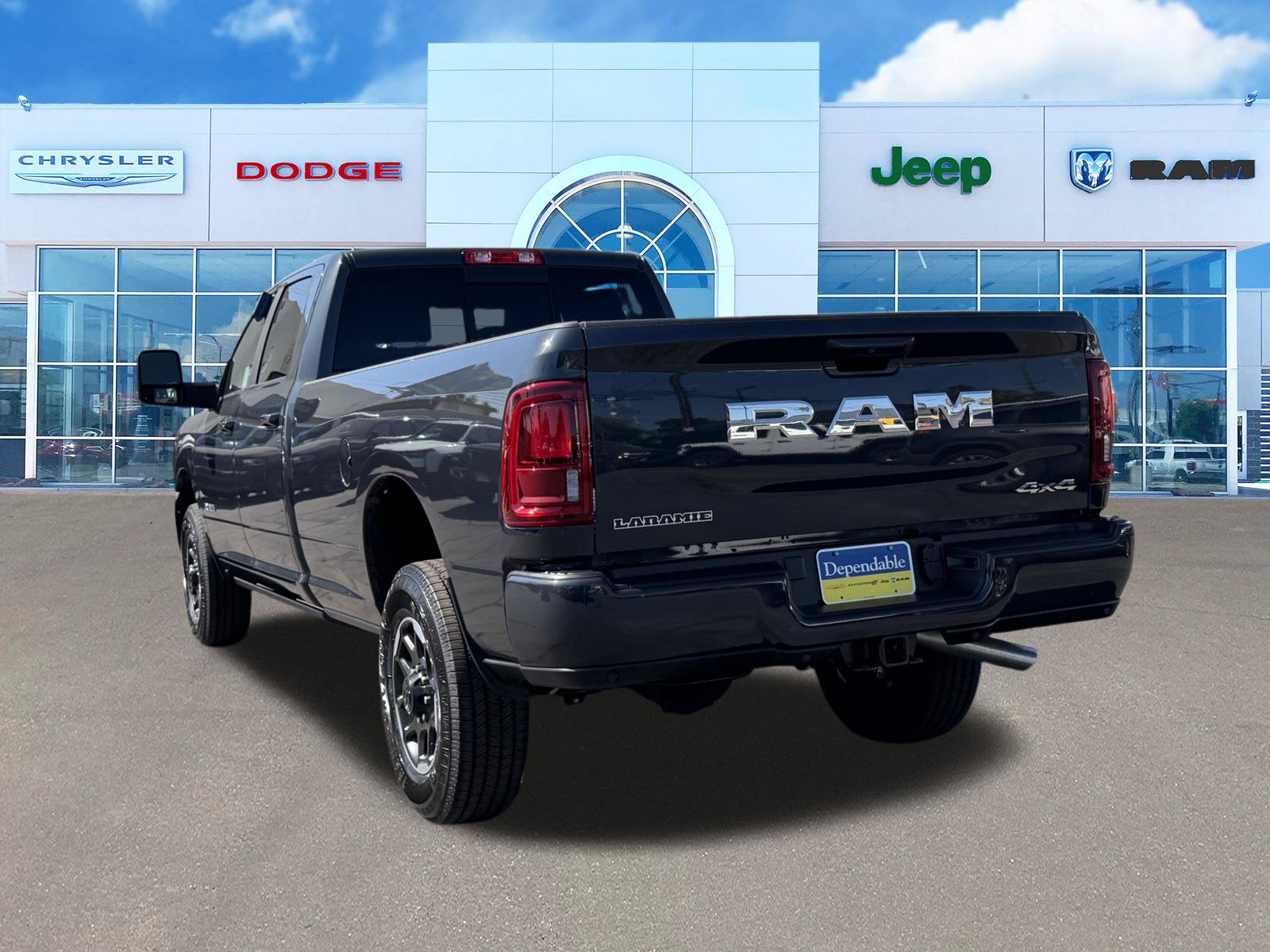 New 2026 RAM 2500 Laramie AWD/4WD image 8