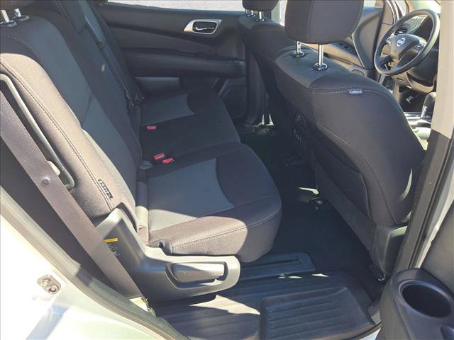 Used 2020 Nissan Pathfinder S FWD image 20