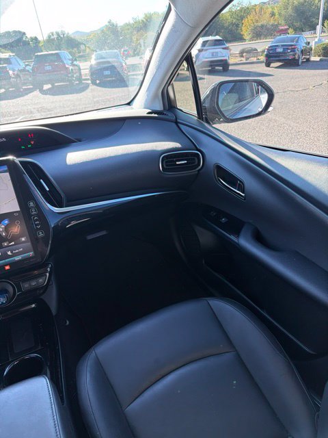 Certified 2018 Toyota Prius Prime Advanced w/ Carpet Mat Package FWD image 12