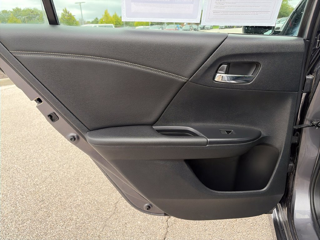 Used 2017 Honda Accord Sport image 25