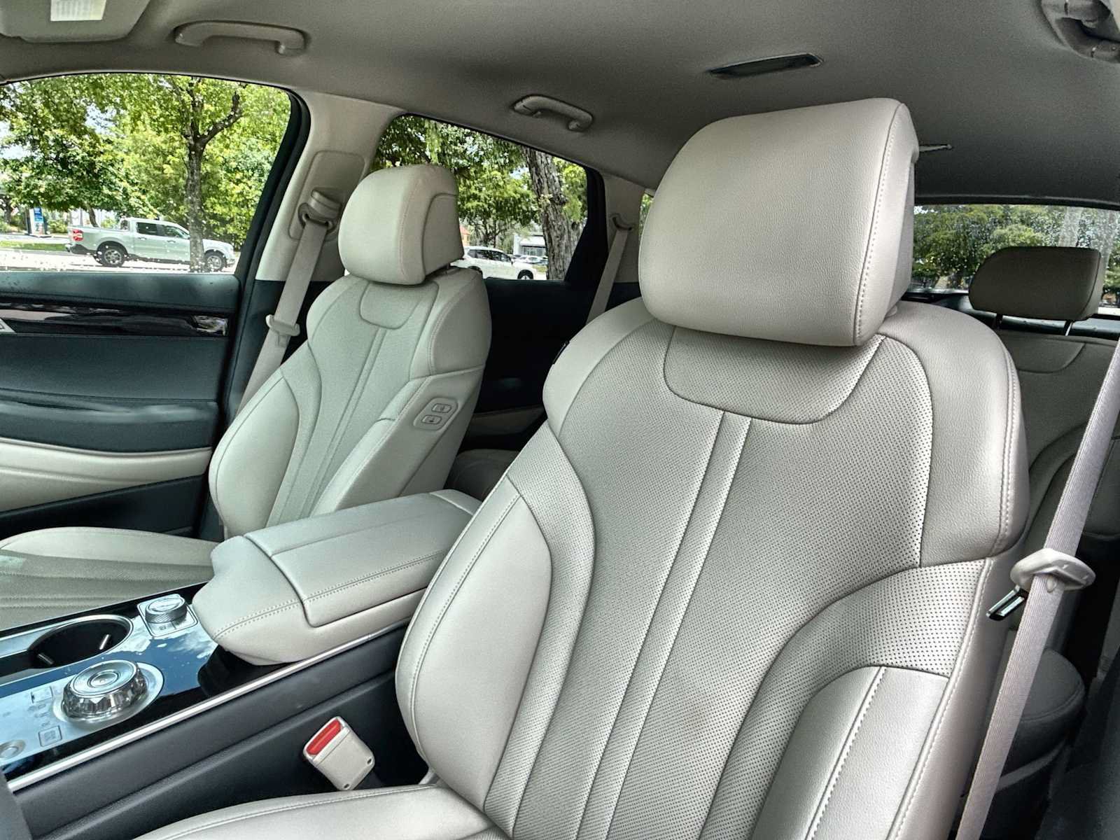 New 2026 Genesis GV80 2.5T RWD image 14