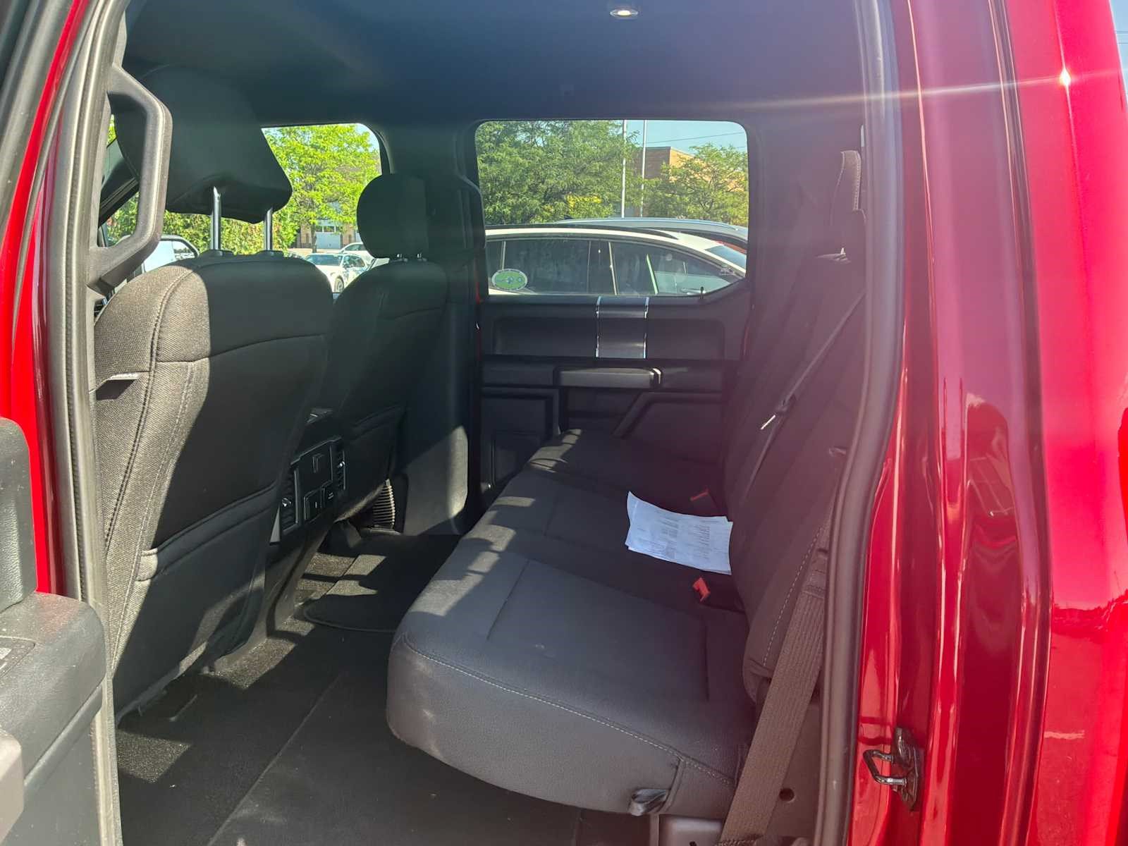 Used 2019 Ford F150 XLT w/ Equipment Group 302A Luxury AWD/4WD image 8