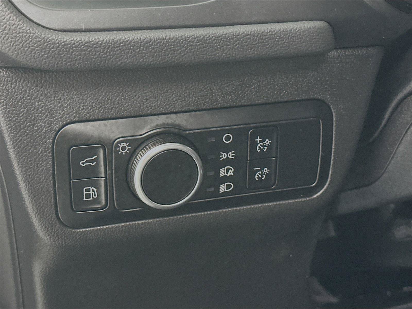 Used 2024 Ford Escape ST-Line w/ Equipment Group 301A FWD image 14