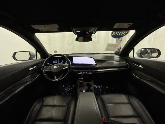 Used 2024 Cadillac XT4 Premium Luxury AWD/4WD image 16