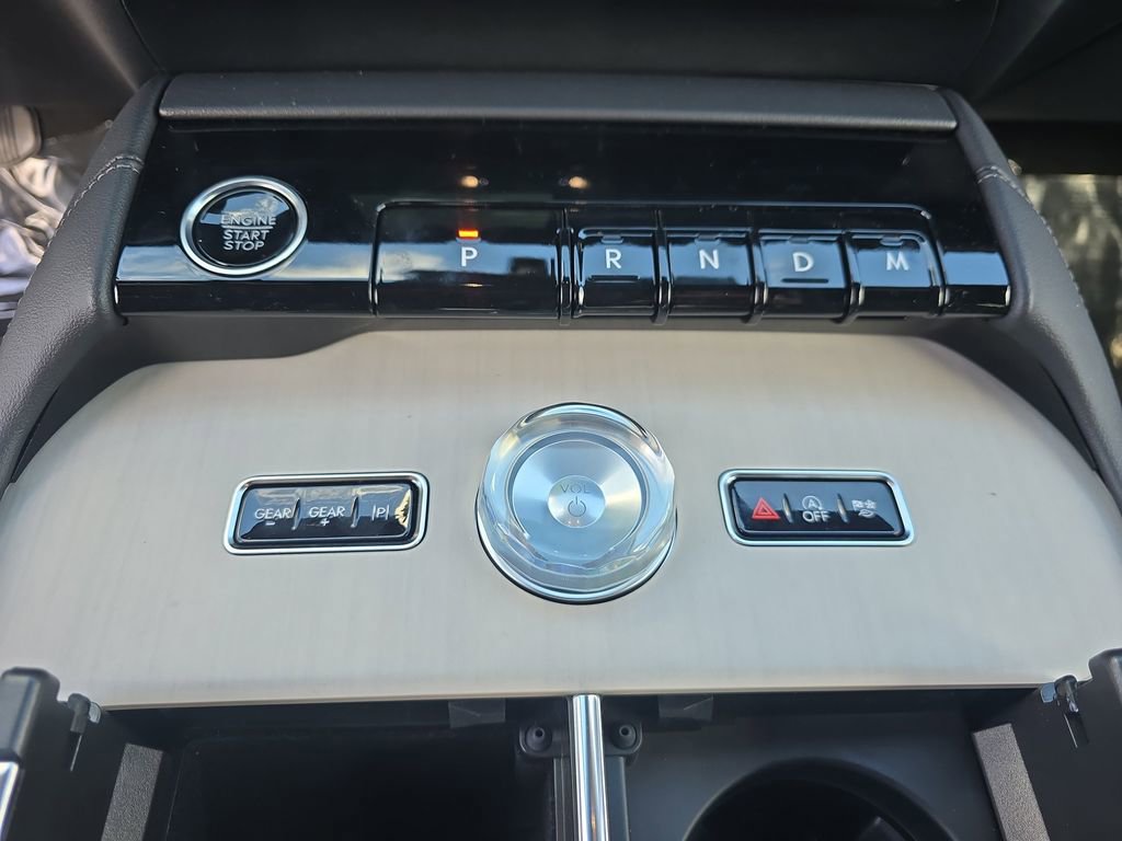 New 2026 Lincoln Navigator Reserve image 23