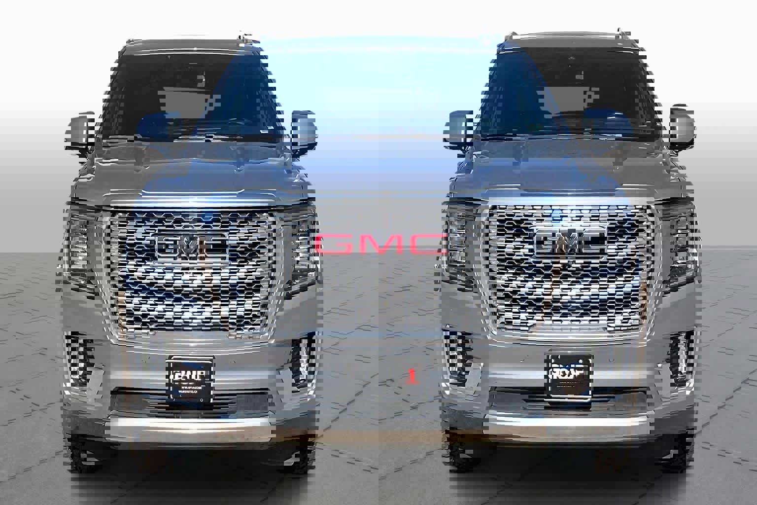 Certified 2023 GMC Yukon Denali image 4