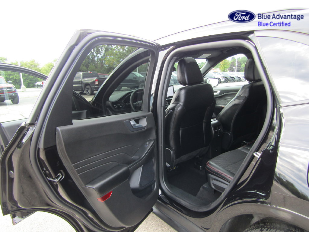 Certified 2024 Ford Escape ST-Line w/ Tech Pack #1 AWD/4WD image 26