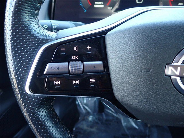 Used 2023 Nissan Ariya AWD image 14