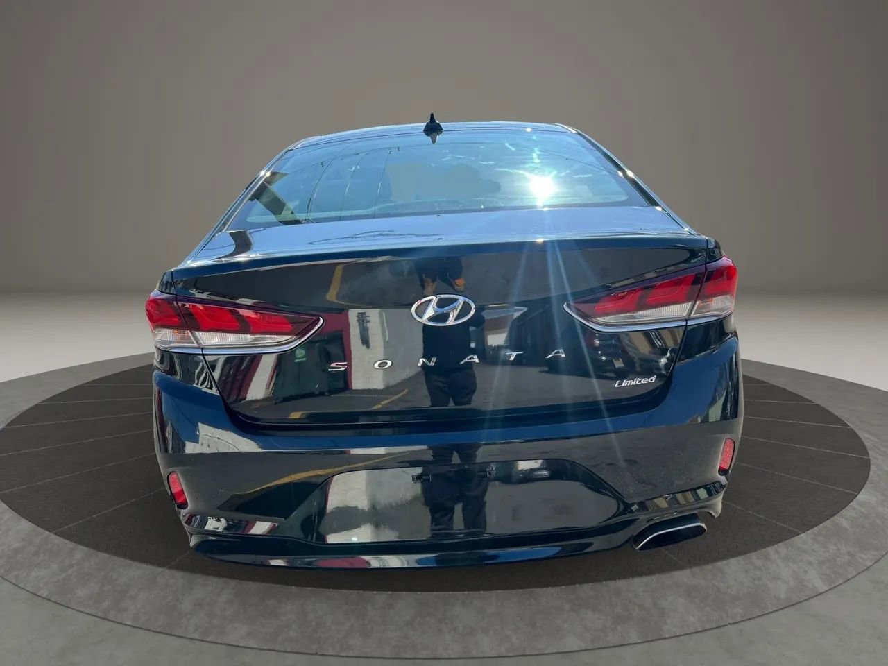 Used 2018 Hyundai Sonata Limited FWD image 6
