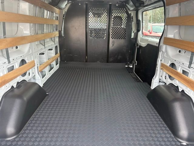 Used 2024 Ford Transit 250 Low Roof w/ Exterior Upgrade Package image 9