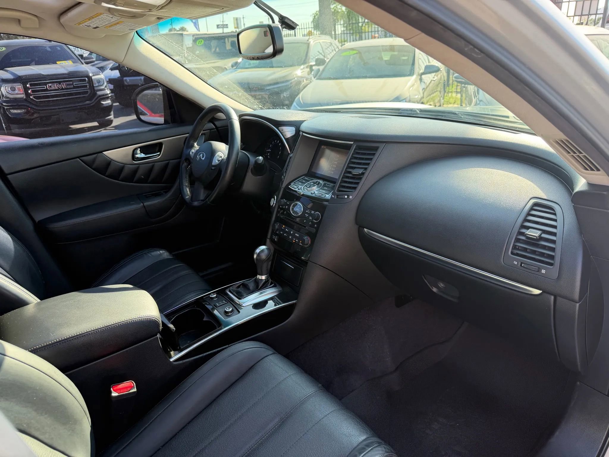 Used 2016 INFINITI QX70 3.7 image 8