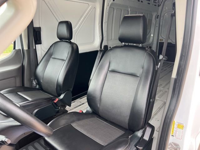 Used 2023 Ford Transit 250 Base image 12