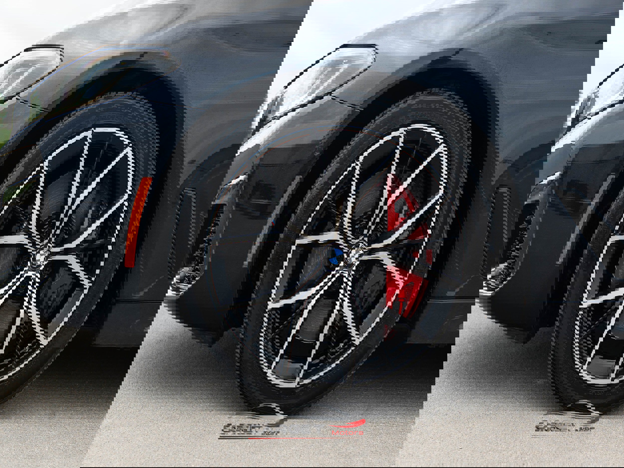 Used 2021 BMW M550i xDrive w/ Premium Package image 9