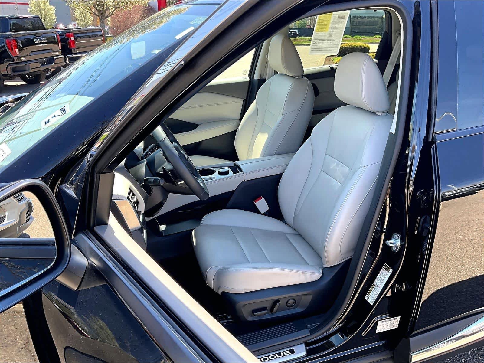 Certified 2023 Nissan Rogue SL w/ SL Premium Package AWD/4WD image 10