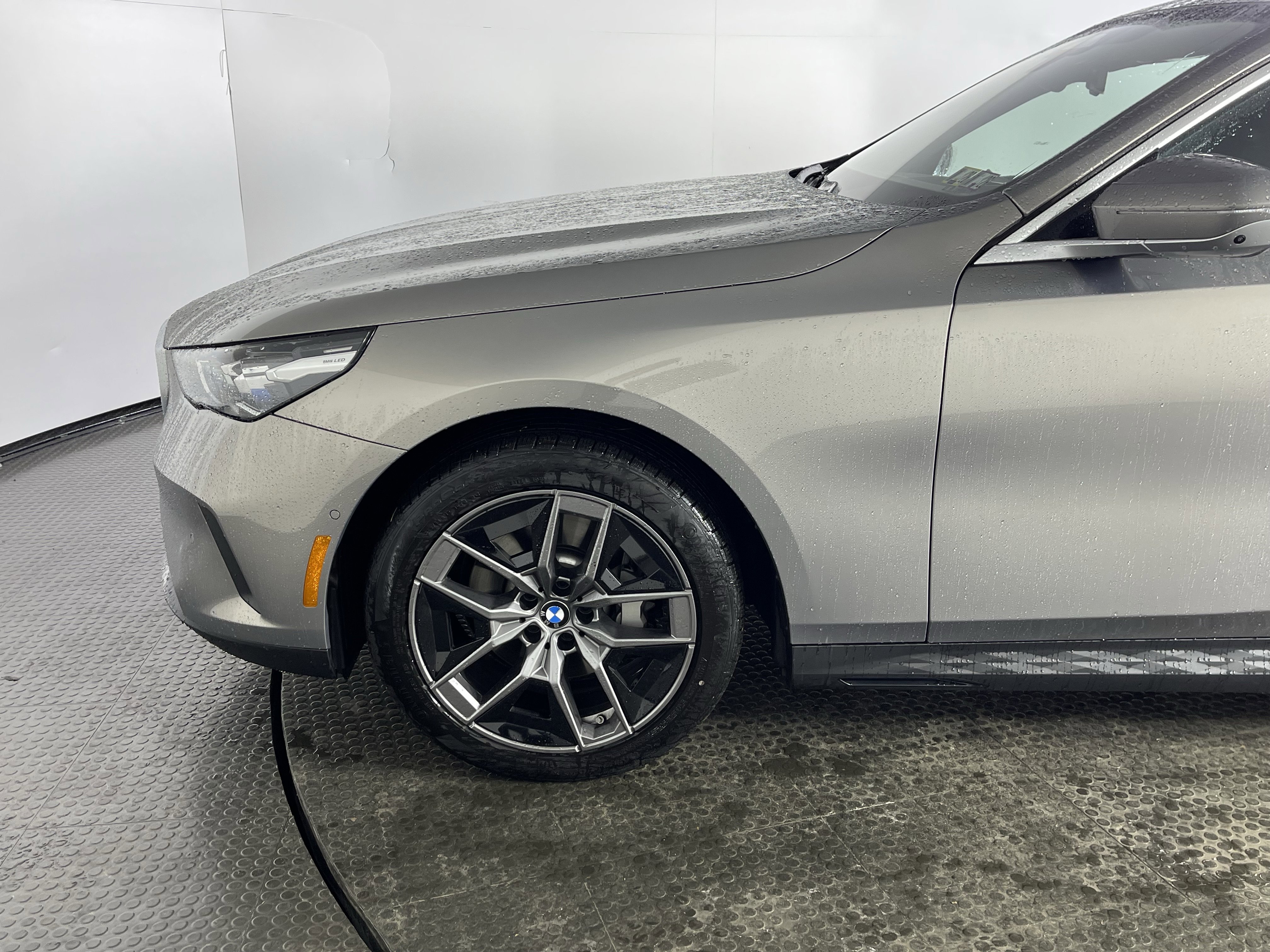 Certified 2026 BMW 530i xDrive w/ Premium Package image 4