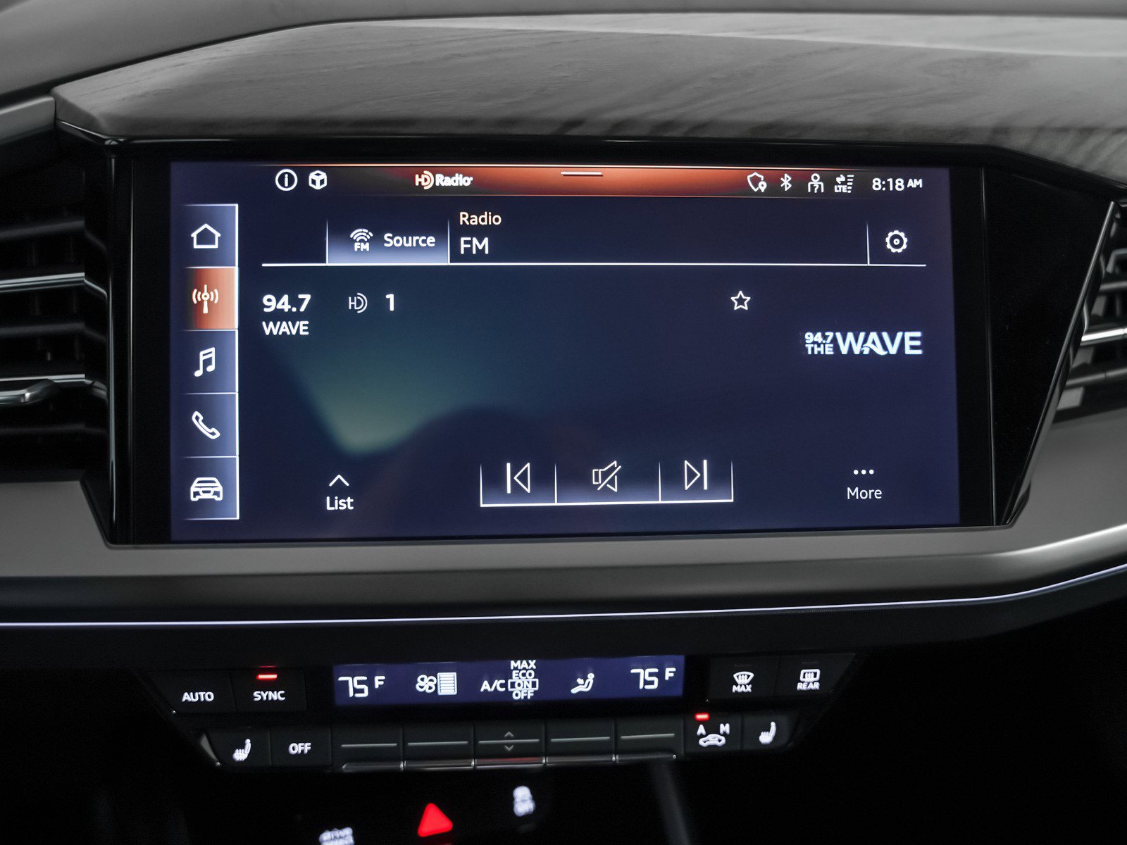 Certified 2023 Audi Q4 e-tron Premium image 21