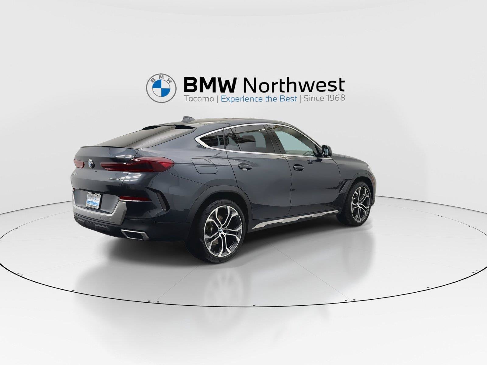 Used 2021 BMW X6 sDrive40i w/ Premium Package RWD image 3