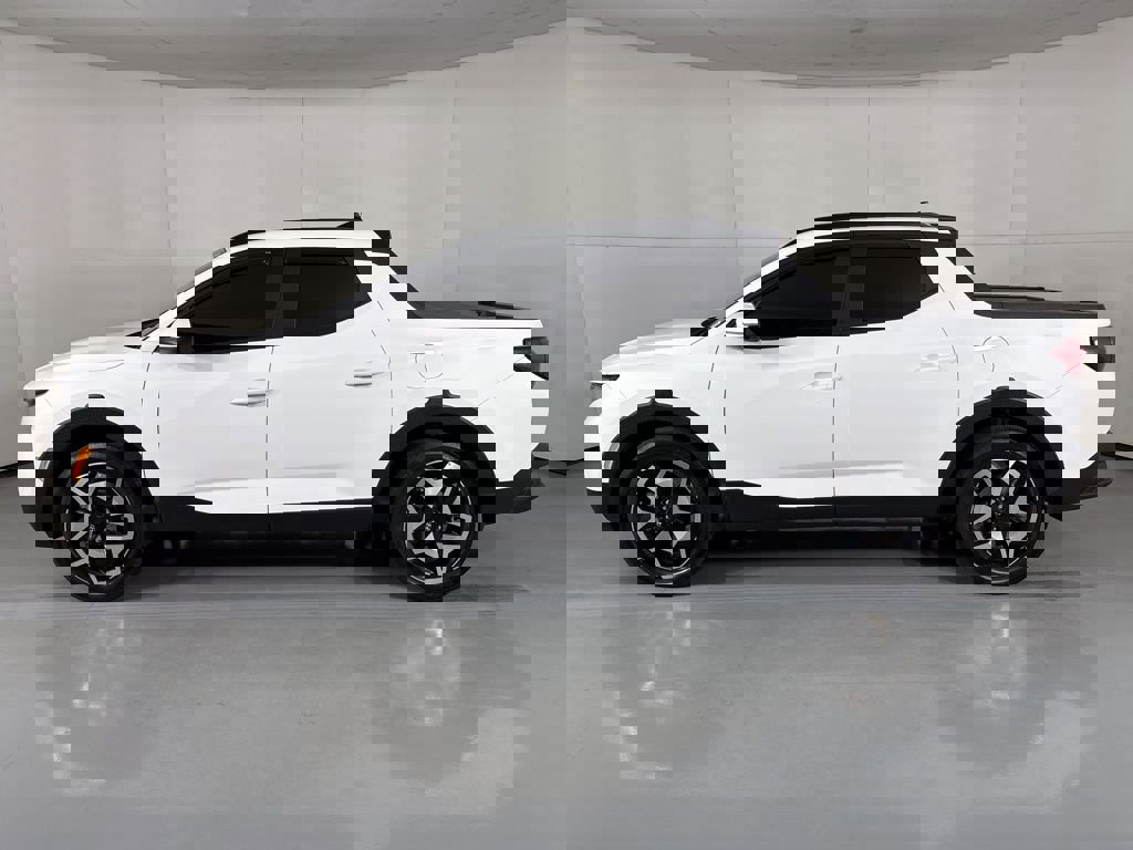 Used 2023 Hyundai Santa Cruz Limited image 5