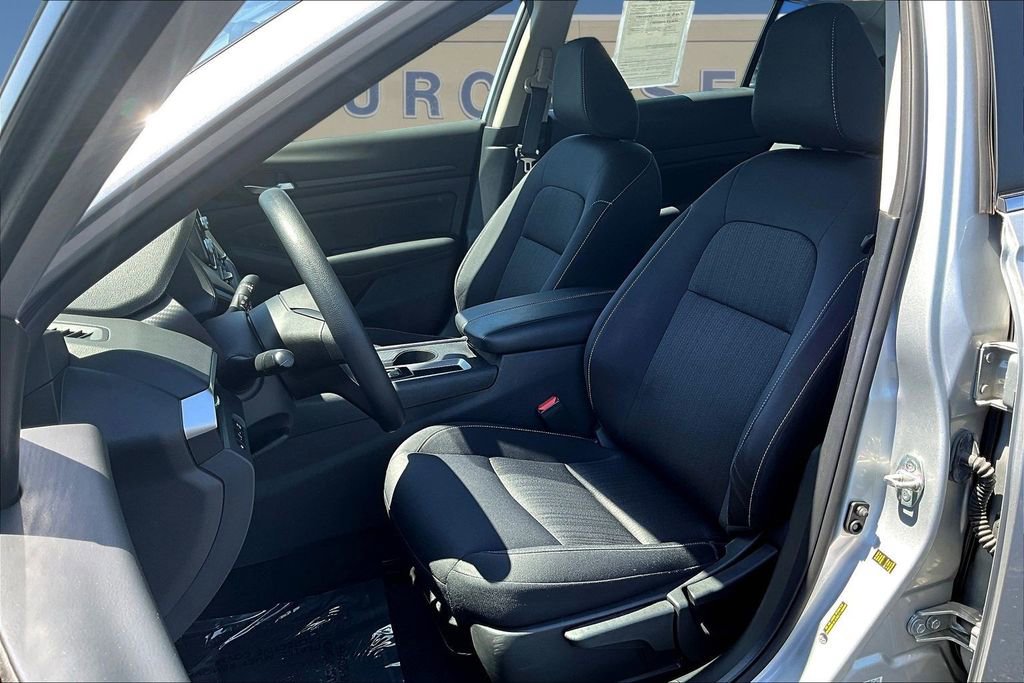 Used 2022 Nissan Altima 2.5 S FWD image 22