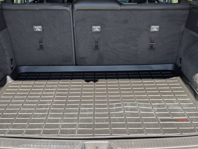 Used 2022 Buick Envision Avenir w/ Safety Package FWD image 21