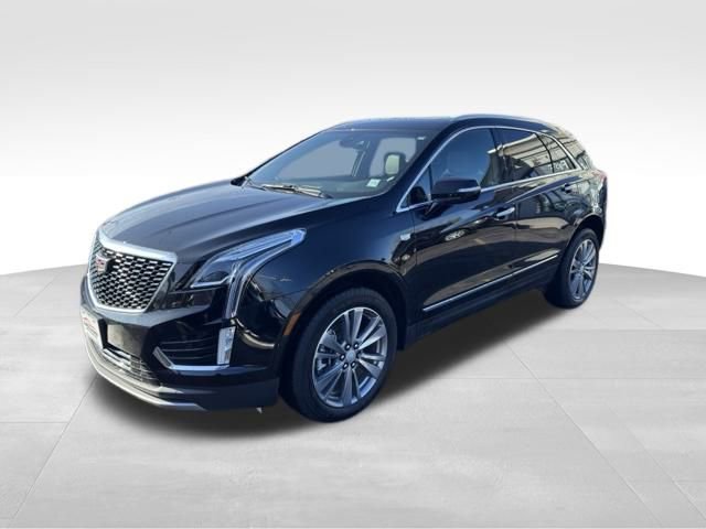 Used 2025 Cadillac XT5 Premium Luxury image 3