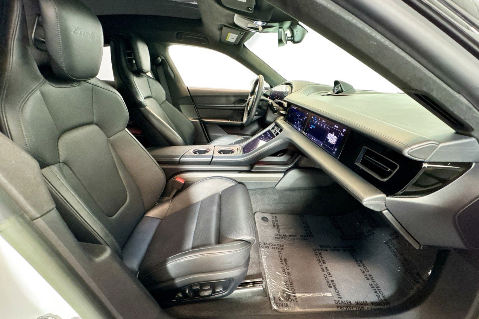 Used 2022 Porsche Taycan Turbo S image 27