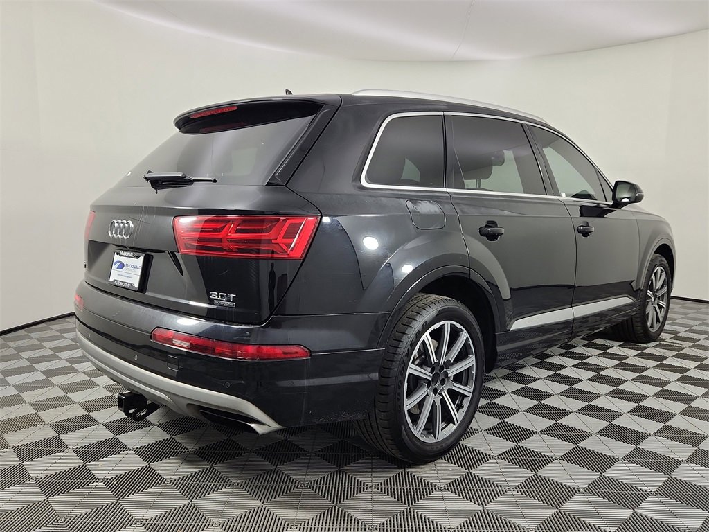 Used 2017 Audi Q7 3.0T Premium Plus image 5