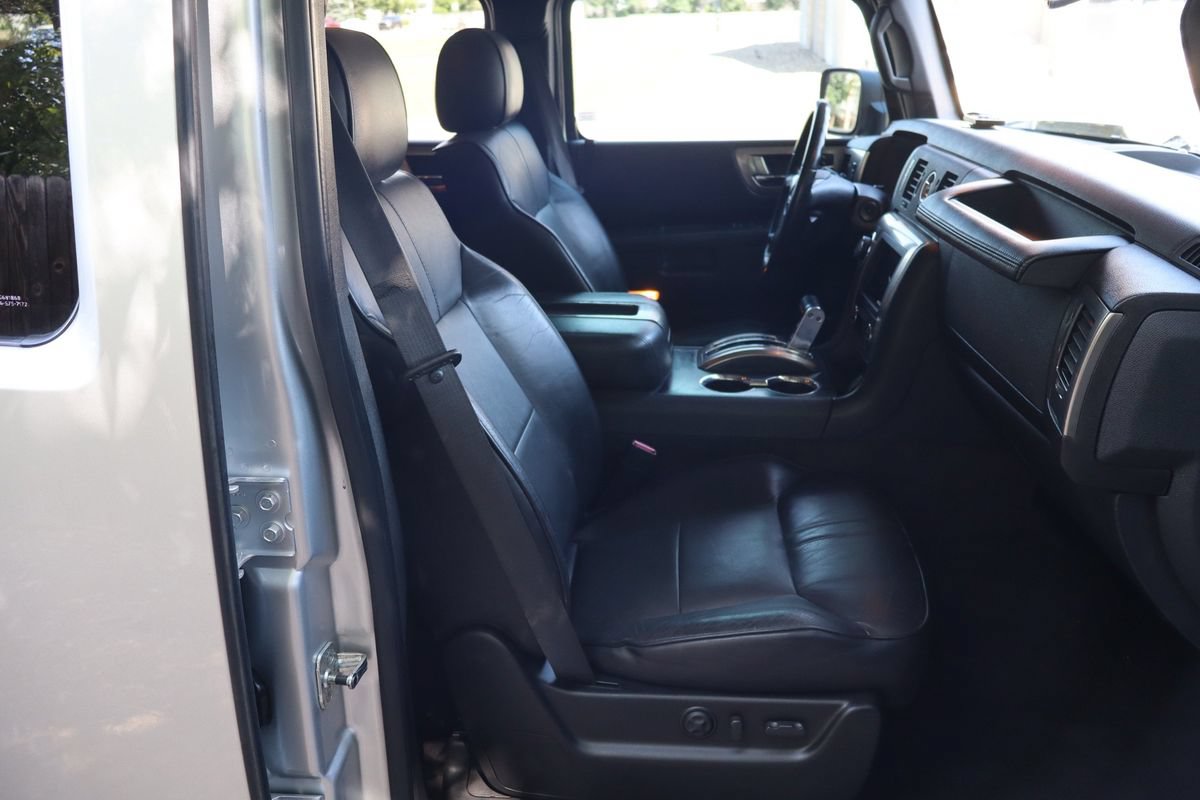 Used 2009 HUMMER H2 Luxury AWD/4WD image 21
