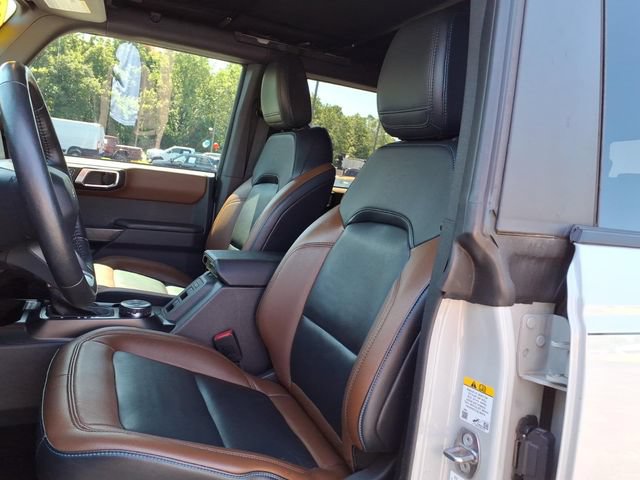 Used 2024 Ford Bronco Outer Banks AWD/4WD image 12