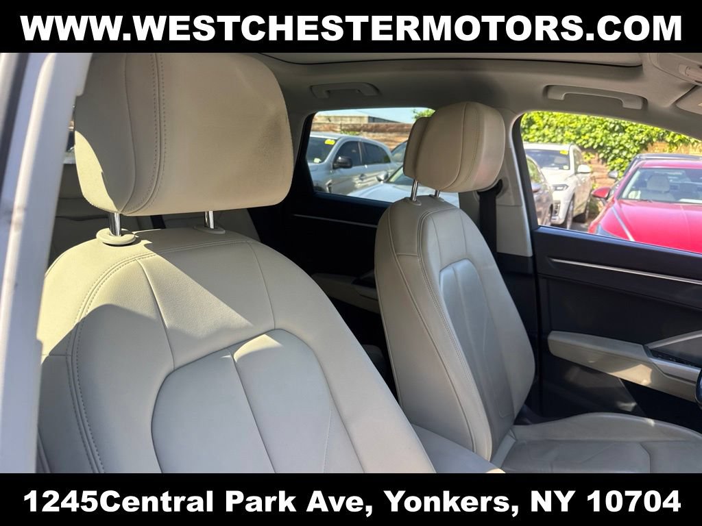 Used 2022 Audi Q3 2.0T Premium Plus AWD/4WD image 16