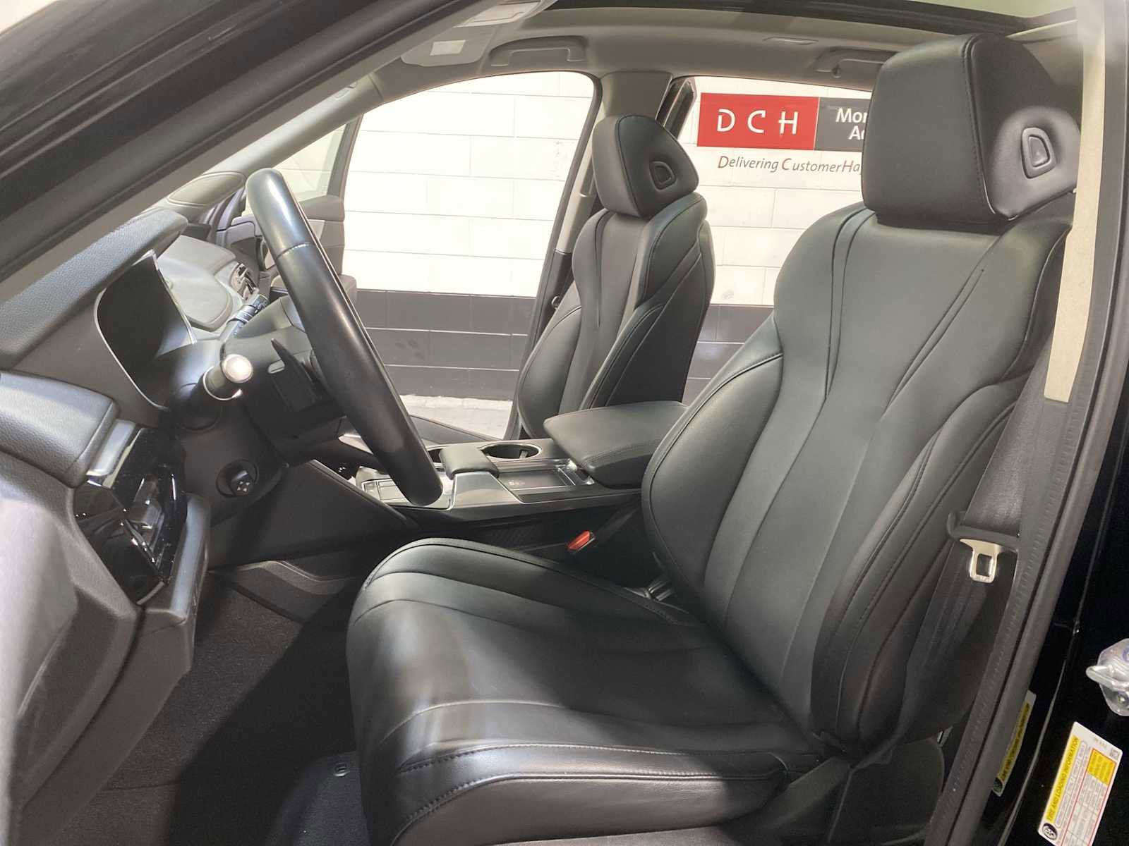 Used 2023 Acura MDX SH-AWD image 11