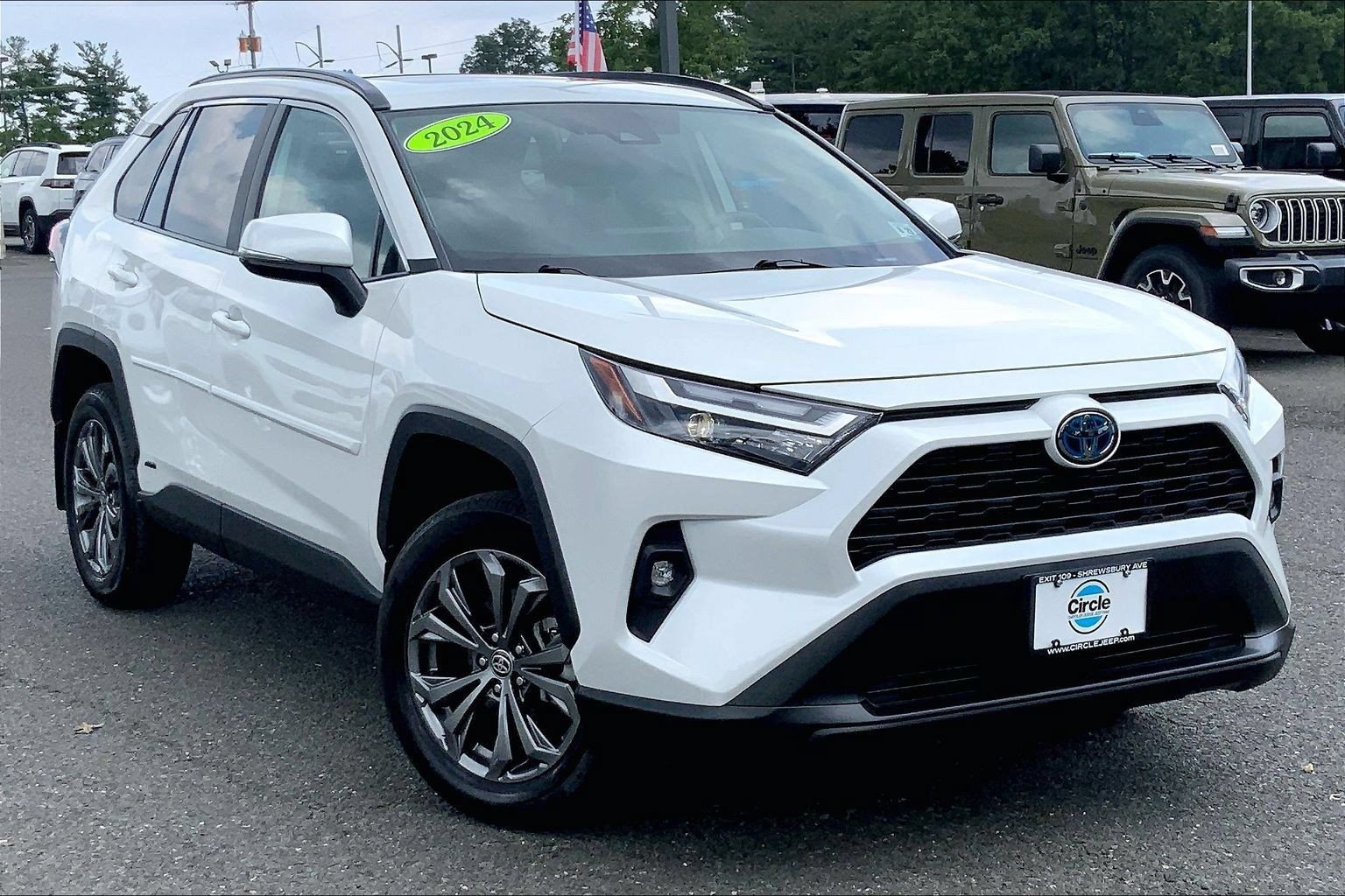 Used 2024 Toyota RAV4 XLE Premium w/ Weather Package AWD/4WD image 2