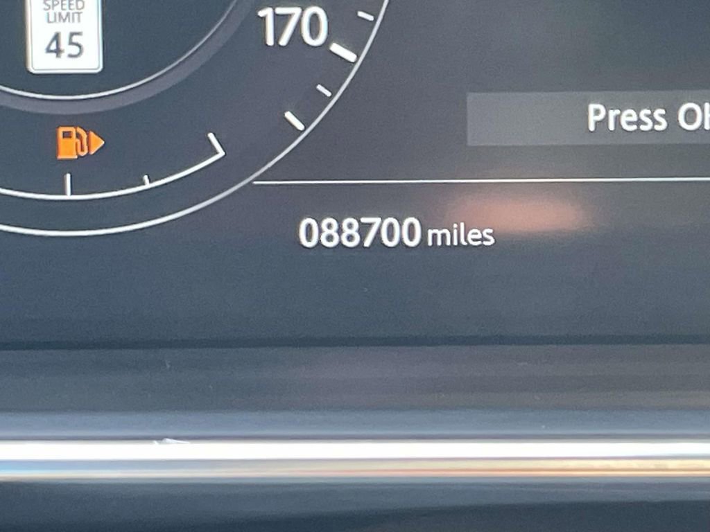 Used 2019 Land Rover Range Rover Long Wheelbase Supercharged image 29