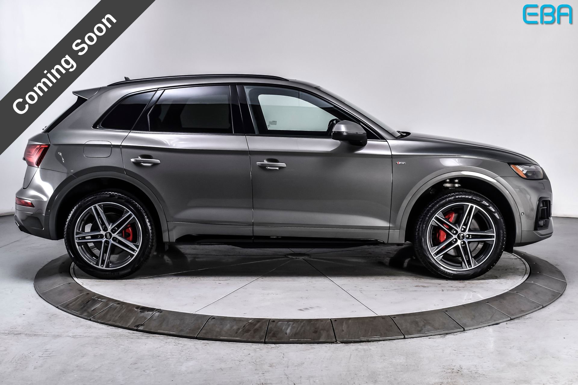 Used 2024 Audi Q5 e Prestige w/ Prestige Package image 7