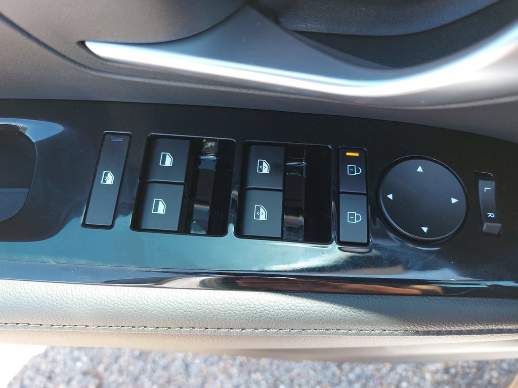 Certified 2025 Hyundai Santa Cruz SEL FWD image 29