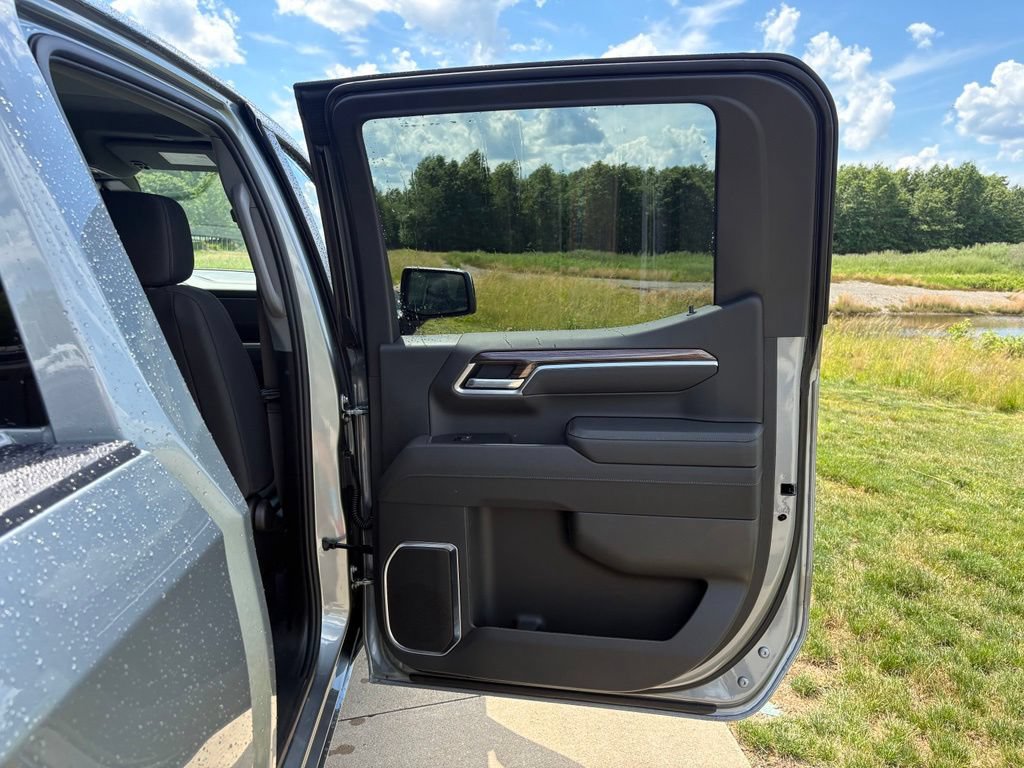 New 2026 Chevrolet Silverado 1500 LT AWD/4WD image 36