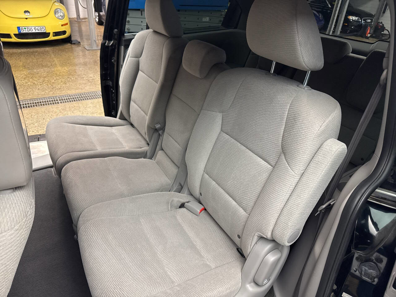 Used 2011 Honda Odyssey EX image 24