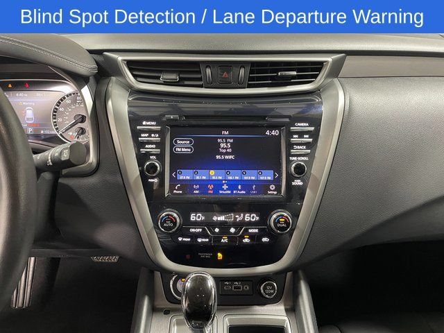 Used 2024 Nissan Murano SV AWD/4WD image 16