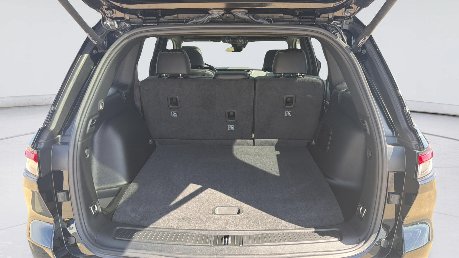 New 2027 Jeep Grand Cherokee Limited AWD/4WD image 27